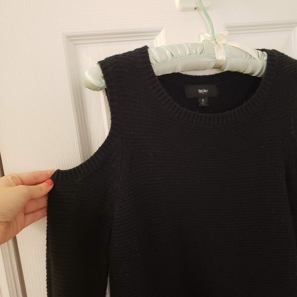 Cold Shoulder Sweater Black Knit NWOT Long Fall - Picture 6 of 6